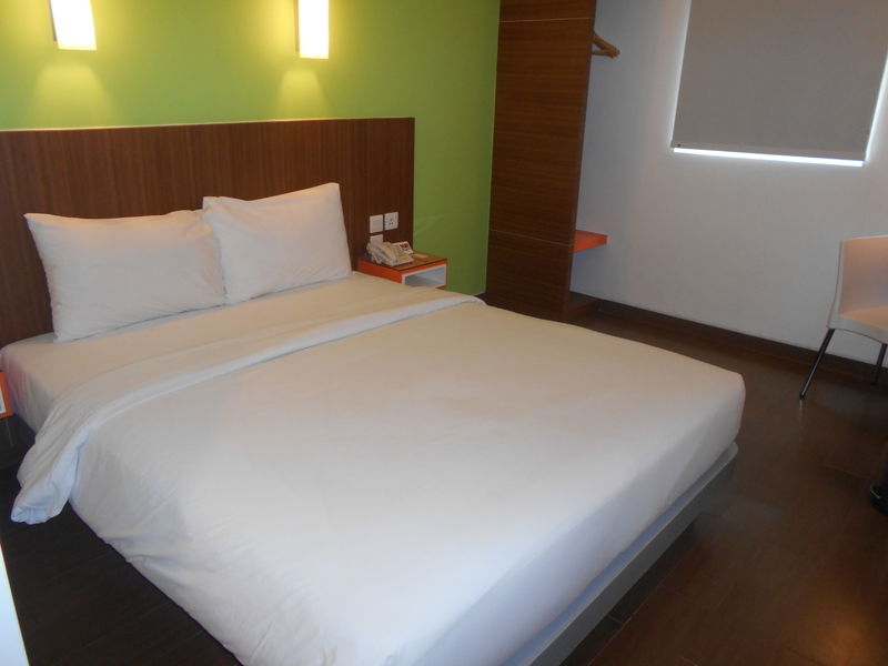 Amaris Hotel Nagoya Hill - Batam Экстерьер фото